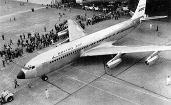 first production boeing 707